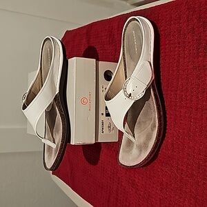 Rockport sandals, white leather, size 10